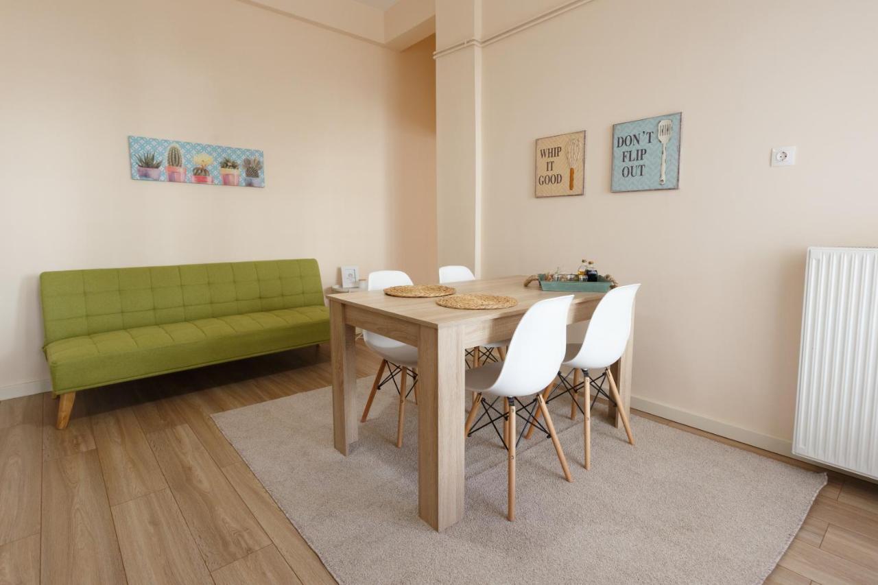 Centro Home Каламата Екстериор снимка