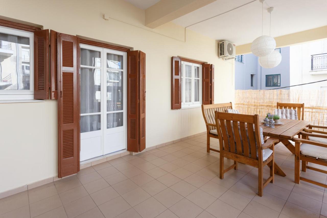 Centro Home Каламата Екстериор снимка
