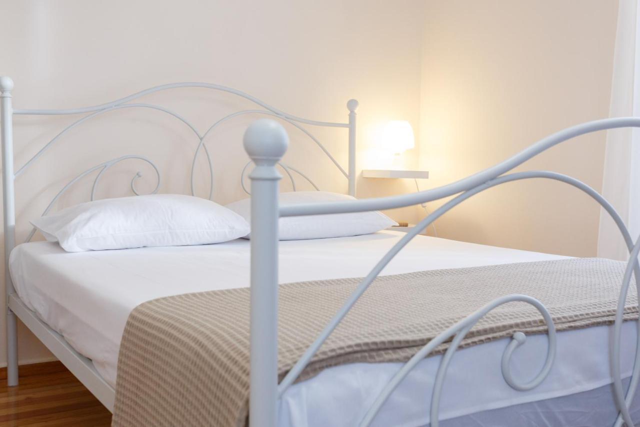 Centro Home Каламата Екстериор снимка