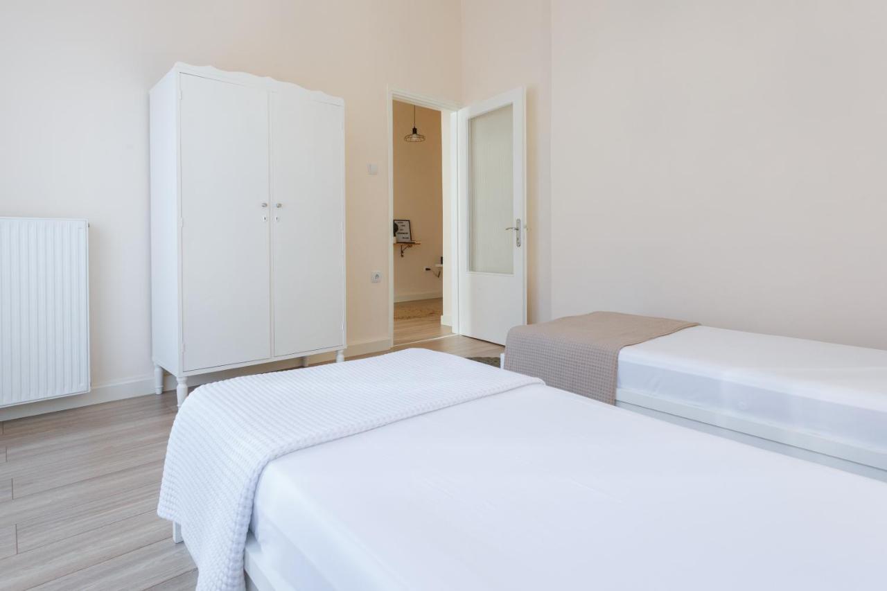 Centro Home Каламата Екстериор снимка