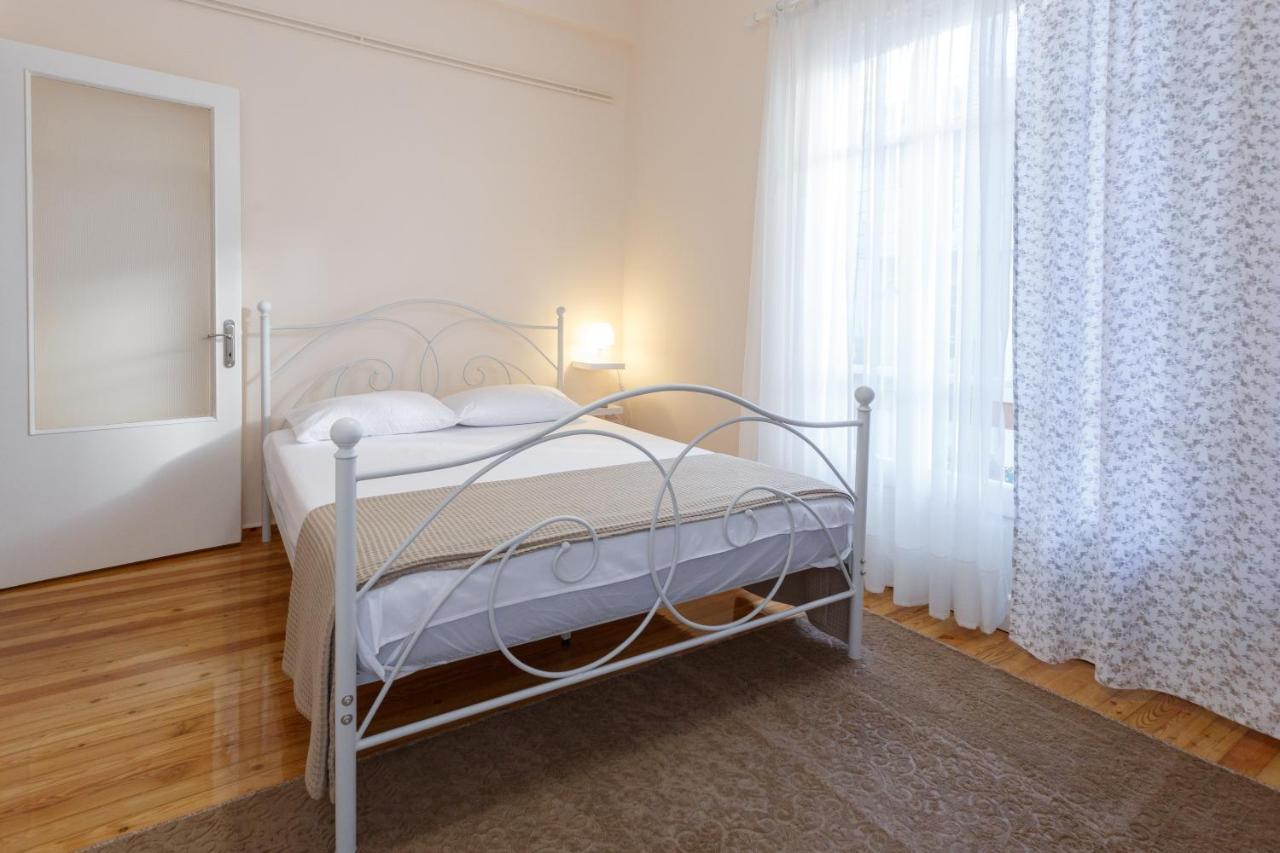 Centro Home Каламата Екстериор снимка